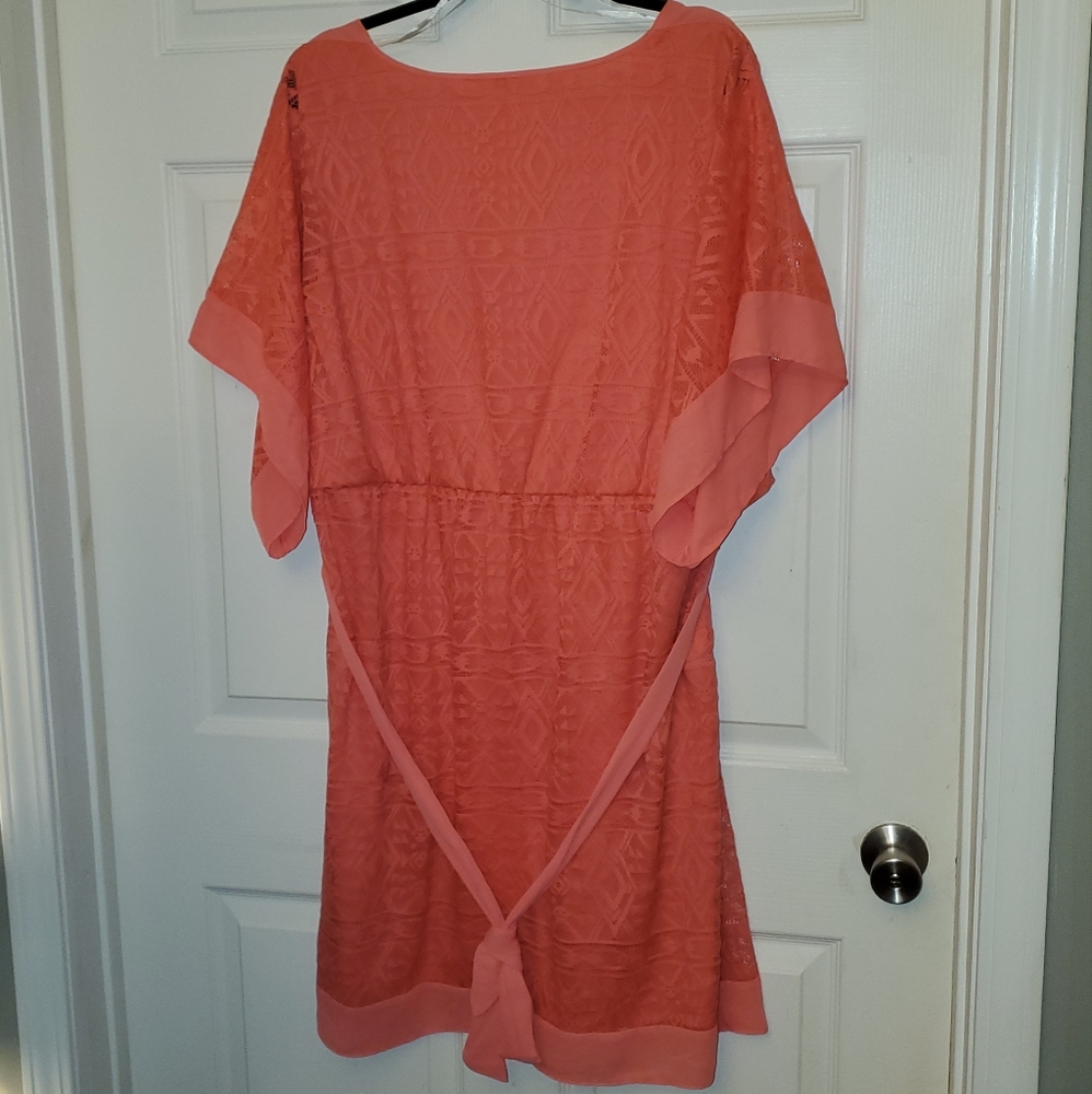 Coral Dressbarn summer dress with crochet overlay. SZ 16